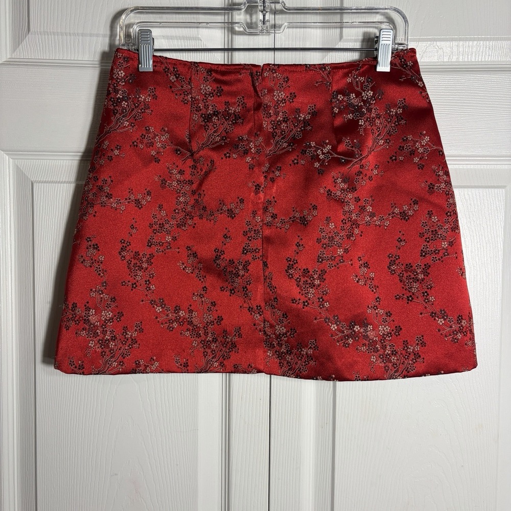 Vintage XOXO Mini Skirt Women 11/12 Red Satin 90s Jacquard Cherry Blossom Floral - Picture 2 of 6